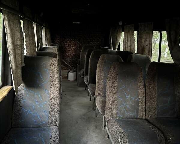 Белый Мерседес T2, объемом двигателя 4 л и пробегом 8 тыс. км за 3350 $, фото 2 на Automoto.ua