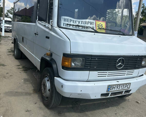 Білий Мерседес T2, об'ємом двигуна 3.97 л та пробігом 700 тис. км за 6000 $, фото 4 на Automoto.ua