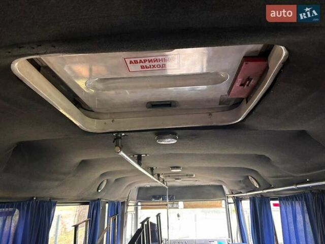 Белый Мерседес T2, объемом двигателя 4 л и пробегом 862 тыс. км за 4000 $, фото 13 на Automoto.ua