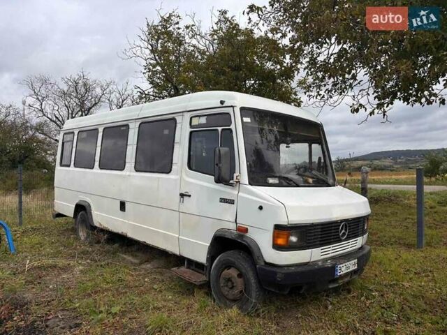 Белый Мерседес T2, объемом двигателя 4 л и пробегом 862 тыс. км за 4000 $, фото 8 на Automoto.ua