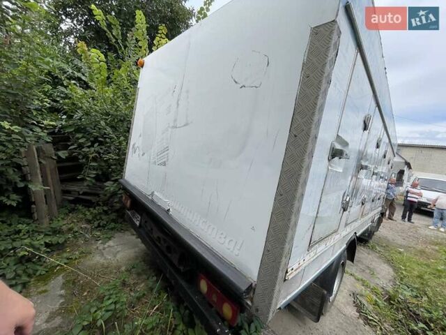 Білий Мерседес T2, об'ємом двигуна 3.97 л та пробігом 500 тис. км за 2999 $, фото 8 на Automoto.ua