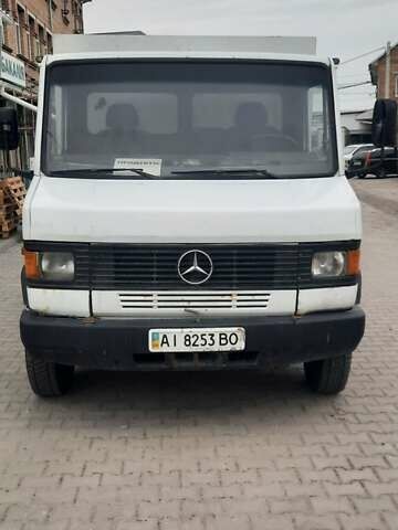 Белый Мерседес T2, объемом двигателя 4 л и пробегом 50 тыс. км за 6300 $, фото 18 на Automoto.ua