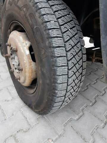 Белый Мерседес T2, объемом двигателя 4 л и пробегом 50 тыс. км за 6300 $, фото 15 на Automoto.ua