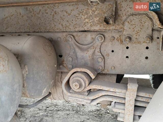 Белый Мерседес T2, объемом двигателя 4.2 л и пробегом 6 тыс. км за 4000 $, фото 10 на Automoto.ua