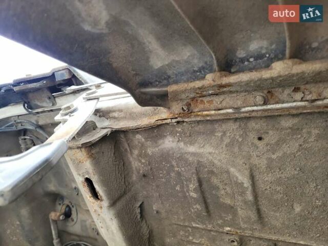 Белый Мерседес T2, объемом двигателя 4.2 л и пробегом 6 тыс. км за 4000 $, фото 35 на Automoto.ua