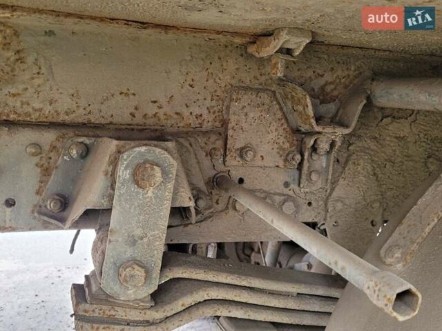 Белый Мерседес T2, объемом двигателя 4.2 л и пробегом 6 тыс. км за 4000 $, фото 25 на Automoto.ua