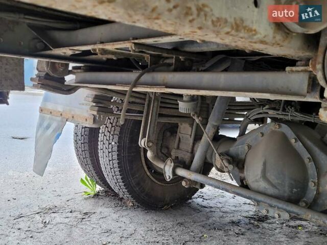 Белый Мерседес T2, объемом двигателя 4.2 л и пробегом 6 тыс. км за 4000 $, фото 29 на Automoto.ua