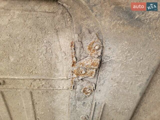 Белый Мерседес T2, объемом двигателя 4.2 л и пробегом 6 тыс. км за 4000 $, фото 34 на Automoto.ua