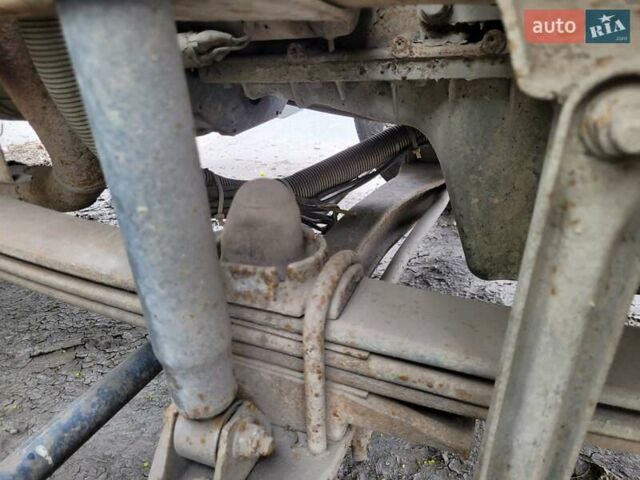 Белый Мерседес T2, объемом двигателя 4.2 л и пробегом 6 тыс. км за 4000 $, фото 40 на Automoto.ua