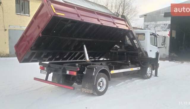 Белый Мерседес T2, объемом двигателя 5.96 л и пробегом 400 тыс. км за 23500 $, фото 11 на Automoto.ua