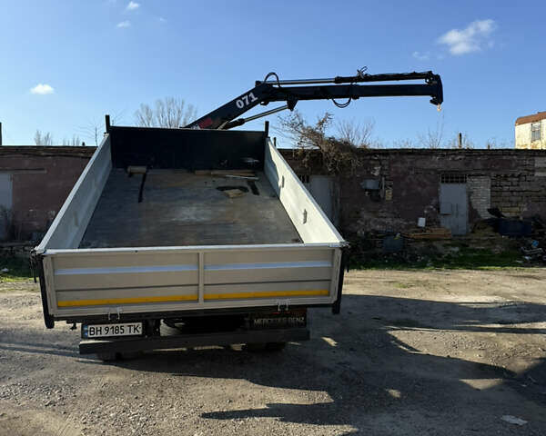 Белый Мерседес T2, объемом двигателя 6 л и пробегом 520 тыс. км за 23000 $, фото 6 на Automoto.ua