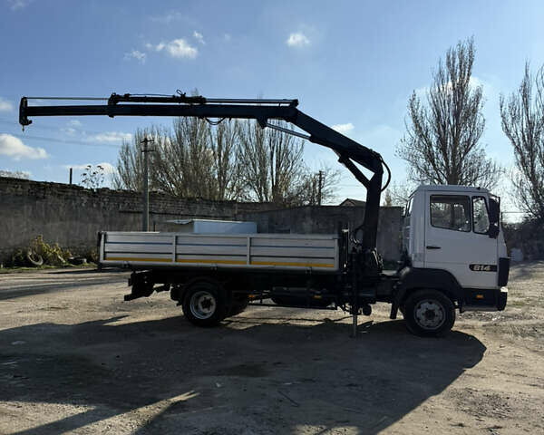 Белый Мерседес T2, объемом двигателя 6 л и пробегом 520 тыс. км за 23000 $, фото 4 на Automoto.ua