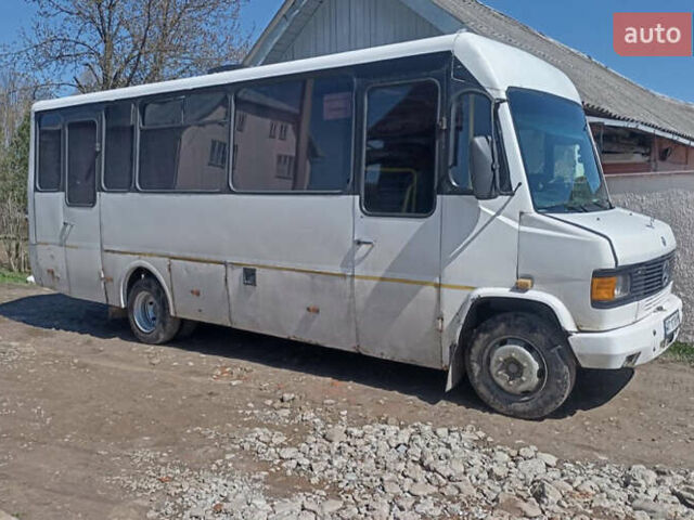 Белый Мерседес T2, объемом двигателя 3.97 л и пробегом 2 тыс. км за 12300 $, фото 2 на Automoto.ua