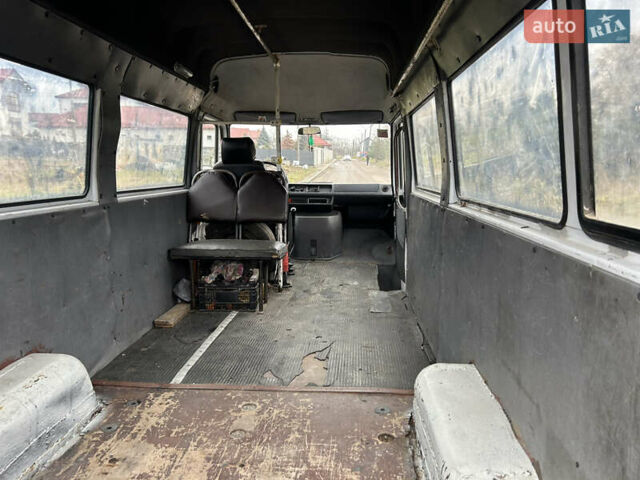 Білий Мерседес T2, об'ємом двигуна 0 л та пробігом 542 тис. км за 4000 $, фото 4 на Automoto.ua