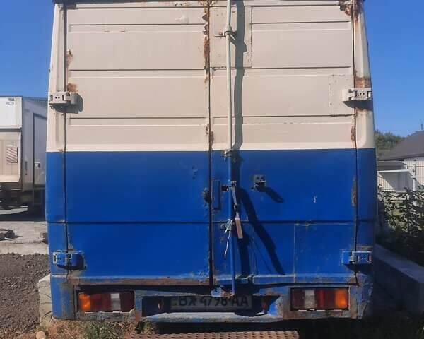 Бежевий Мерседес T2, об'ємом двигуна 4 л та пробігом 50 тис. км за 4700 $, фото 6 на Automoto.ua