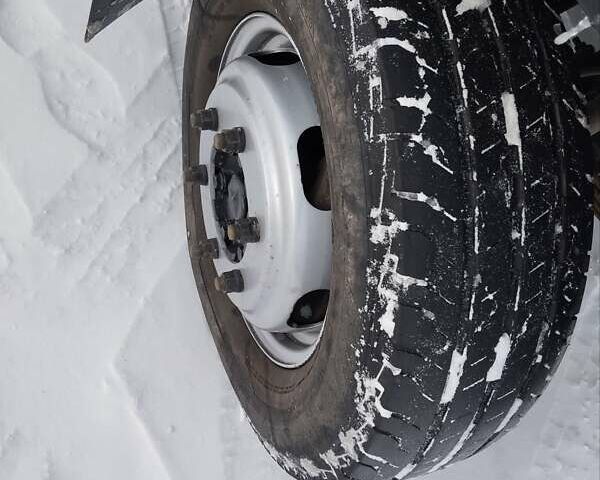 Красный Мерседес T2, объемом двигателя 3.97 л и пробегом 455 тыс. км за 6000 $, фото 12 на Automoto.ua