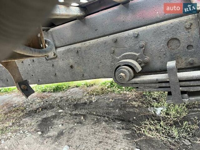 Красный Мерседес T2, объемом двигателя 4 л и пробегом 450 тыс. км за 16800 $, фото 33 на Automoto.ua