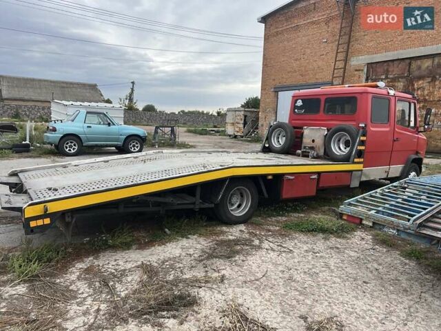 Красный Мерседес T2, объемом двигателя 4 л и пробегом 450 тыс. км за 16800 $, фото 5 на Automoto.ua