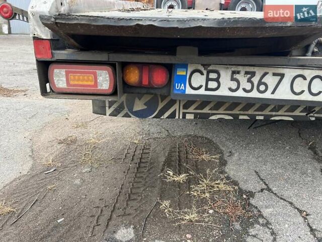 Красный Мерседес T2, объемом двигателя 4 л и пробегом 450 тыс. км за 16800 $, фото 32 на Automoto.ua