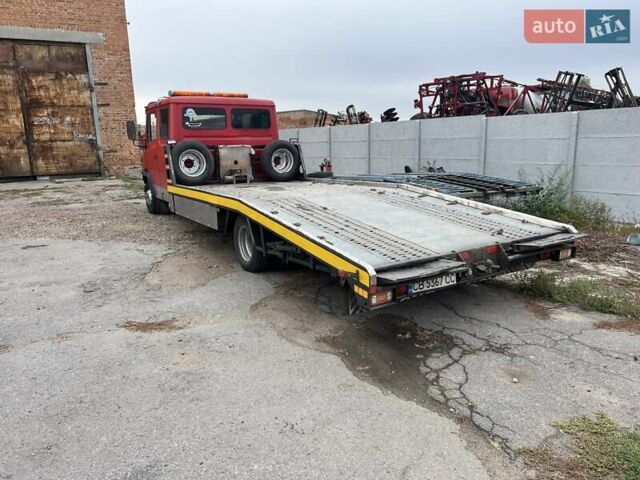 Красный Мерседес T2, объемом двигателя 4 л и пробегом 450 тыс. км за 16800 $, фото 6 на Automoto.ua