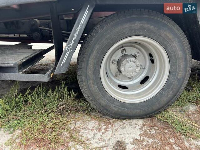 Красный Мерседес T2, объемом двигателя 4 л и пробегом 450 тыс. км за 16800 $, фото 34 на Automoto.ua