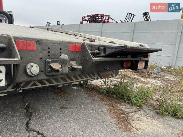 Красный Мерседес T2, объемом двигателя 4 л и пробегом 450 тыс. км за 16800 $, фото 31 на Automoto.ua