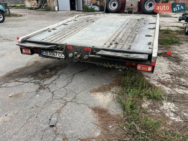 Красный Мерседес T2, объемом двигателя 4 л и пробегом 450 тыс. км за 16800 $, фото 43 на Automoto.ua