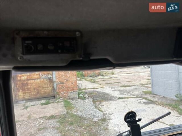 Красный Мерседес T2, объемом двигателя 4 л и пробегом 450 тыс. км за 16800 $, фото 18 на Automoto.ua