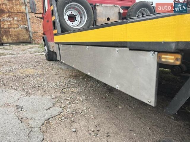 Красный Мерседес T2, объемом двигателя 4 л и пробегом 450 тыс. км за 16800 $, фото 26 на Automoto.ua