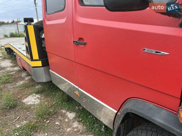 Красный Мерседес T2, объемом двигателя 4 л и пробегом 450 тыс. км за 16800 $, фото 42 на Automoto.ua