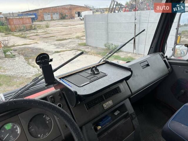 Красный Мерседес T2, объемом двигателя 4 л и пробегом 450 тыс. км за 16800 $, фото 17 на Automoto.ua