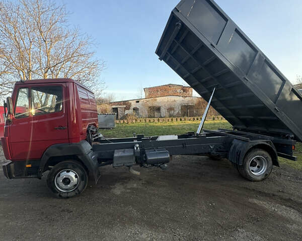 Красный Мерседес T2, объемом двигателя 4.25 л и пробегом 9 тыс. км за 14200 $, фото 16 на Automoto.ua