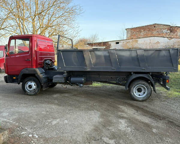 Красный Мерседес T2, объемом двигателя 4.25 л и пробегом 9 тыс. км за 14200 $, фото 7 на Automoto.ua