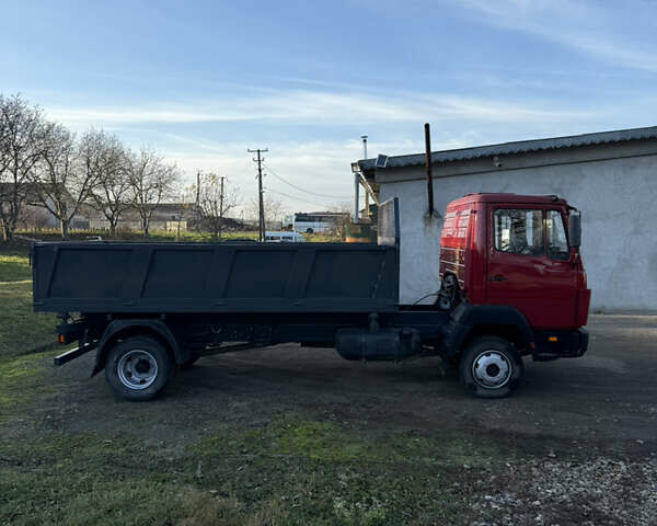 Красный Мерседес T2, объемом двигателя 4.25 л и пробегом 9 тыс. км за 14200 $, фото 3 на Automoto.ua