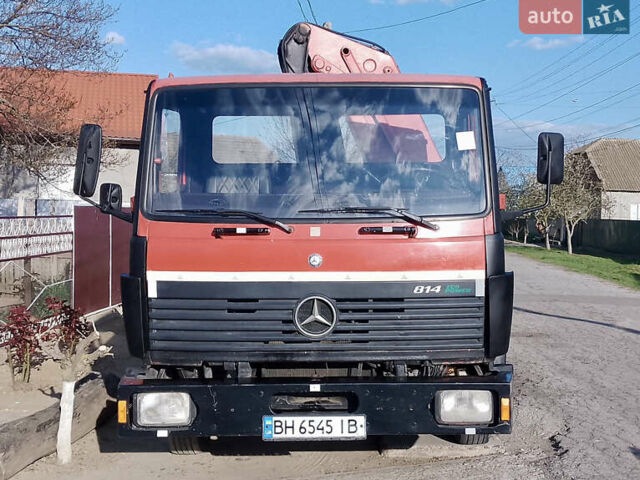 Красный Мерседес T2, объемом двигателя 6 л и пробегом 400 тыс. км за 14999 $, фото 1 на Automoto.ua