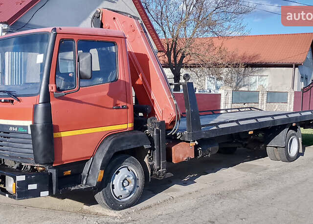 Красный Мерседес T2, объемом двигателя 6 л и пробегом 400 тыс. км за 14999 $, фото 4 на Automoto.ua