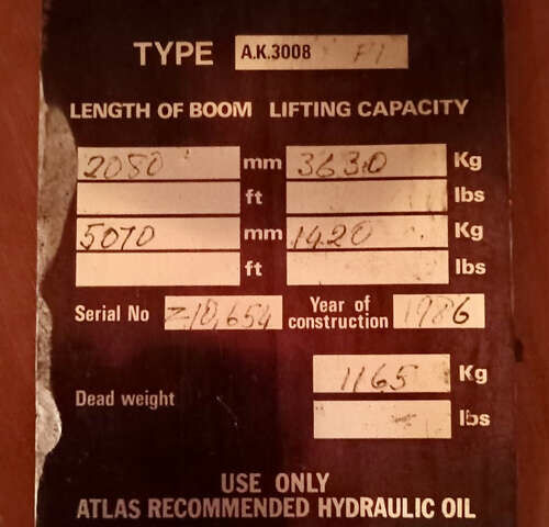 Красный Мерседес T2, объемом двигателя 6 л и пробегом 400 тыс. км за 14999 $, фото 3 на Automoto.ua