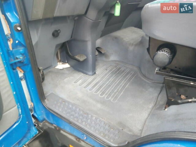 Мерседес T2, объемом двигателя 4.25 л и пробегом 193 тыс. км за 12500 $, фото 18 на Automoto.ua