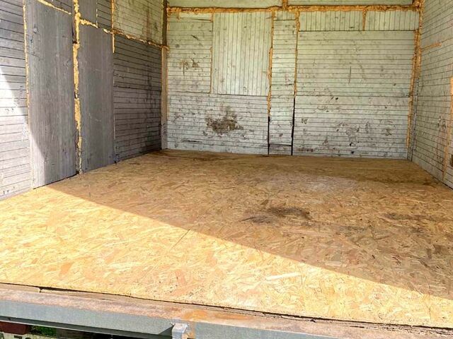 Мерседес T2, объемом двигателя 2.4 л и пробегом 0 тыс. км за 1500 $, фото 3 на Automoto.ua