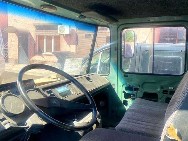 Мерседес T2, об'ємом двигуна 3.8 л та пробігом 0 тис. км за 2100 $, фото 5 на Automoto.ua