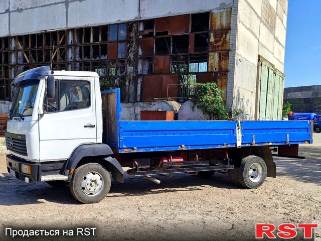 Мерседес T2, объемом двигателя 6 л и пробегом 560 тыс. км за 7200 $, фото 5 на Automoto.ua