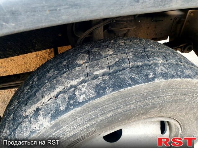 Мерседес T2, об'ємом двигуна 3.9 л та пробігом 725 тис. км за 4500 $, фото 2 на Automoto.ua