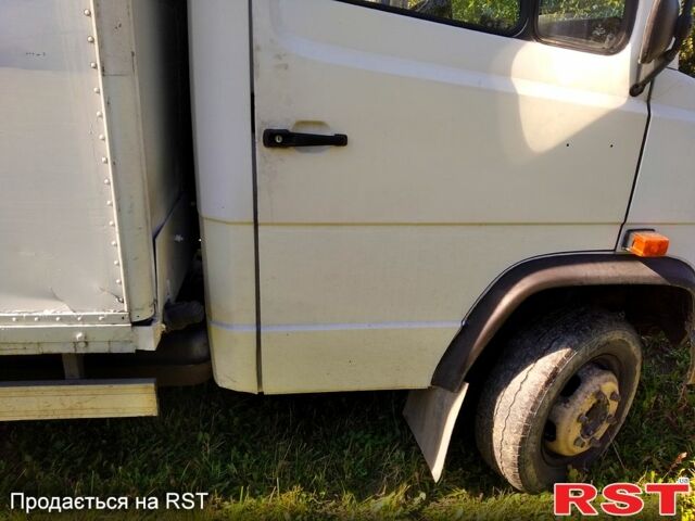 Мерседес T2, об'ємом двигуна 4 л та пробігом 425 тис. км за 4330 $, фото 1 на Automoto.ua