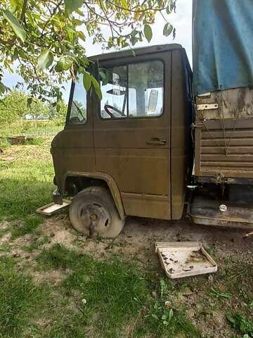 Мерседес T2, об'ємом двигуна 3.2 л та пробігом 150 тис. км за 2500 $, фото 23 на Automoto.ua