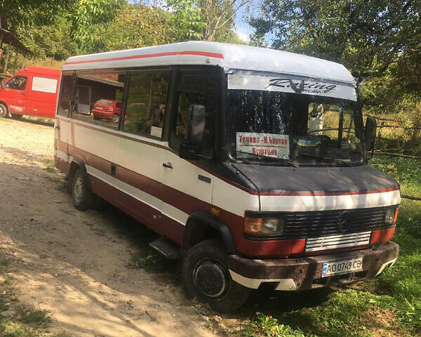 Мерседес T2, объемом двигателя 4 л и пробегом 2 тыс. км за 4000 $, фото 1 на Automoto.ua