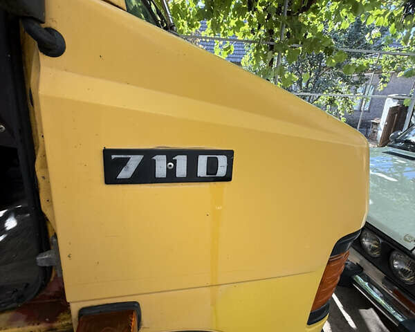 Желтый Мерседес T2, объемом двигателя 4 л и пробегом 94 тыс. км за 6500 $, фото 12 на Automoto.ua