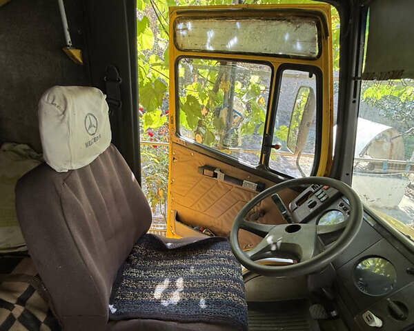 Желтый Мерседес T2, объемом двигателя 4 л и пробегом 94 тыс. км за 6500 $, фото 11 на Automoto.ua