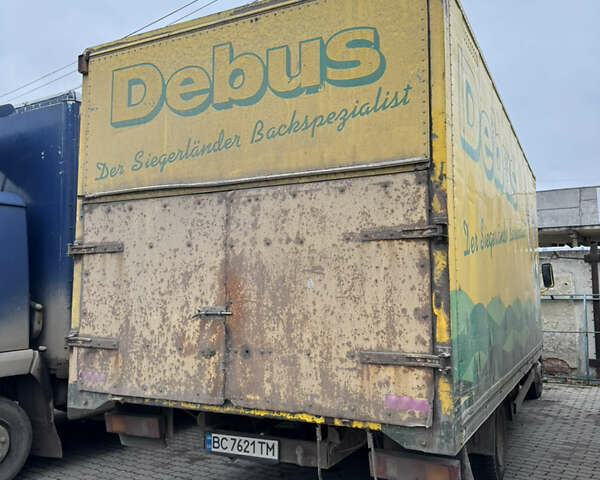 Жовтий Мерседес T2, об'ємом двигуна 3.97 л та пробігом 795 тис. км за 6999 $, фото 2 на Automoto.ua