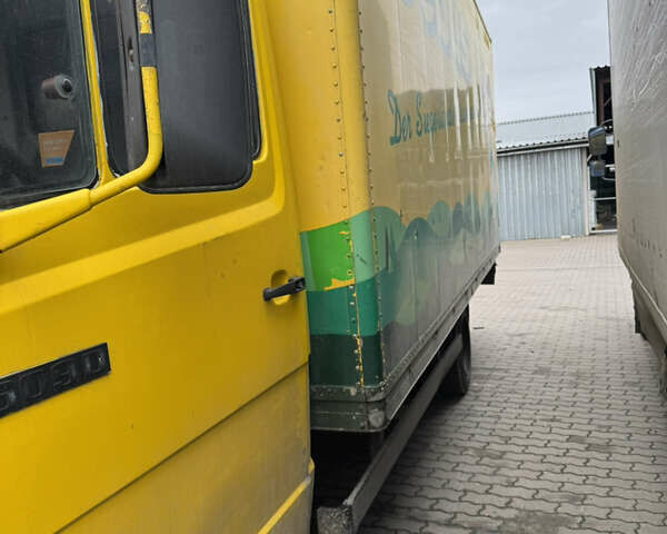 Жовтий Мерседес T2, об'ємом двигуна 3.97 л та пробігом 795 тис. км за 6999 $, фото 3 на Automoto.ua