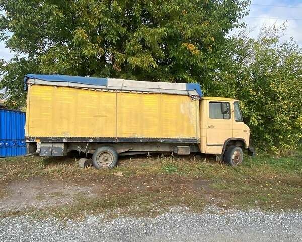 Желтый Мерседес T2, объемом двигателя 3.78 л и пробегом 200 тыс. км за 2000 $, фото 3 на Automoto.ua